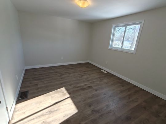 For Lease - 681 Galloway Crescent, London South, Ontario - Photo 1