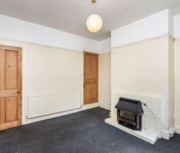 2 bedroom mid-terrace to rent King Alfred Street, Derby - Photo 4