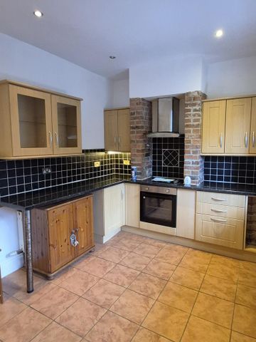 2 bedroom terraced house to rent - Photo 5