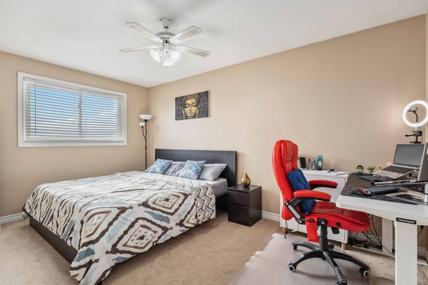 For Lease - 662 Grandview Drive Unit# Main & 2nd Floor, Oshawa, Ontario - Photo 1