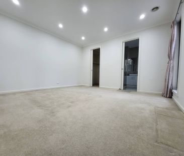 2/12 Keogh Street, Burwood - Photo 3