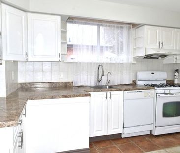 For Lease - 19 Avondale Boulevard Unit# Upper, Brampton, Ontario - Photo 3