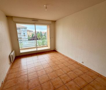 Appartement T2 dans résidence sécurisée avec garage - Photo 2