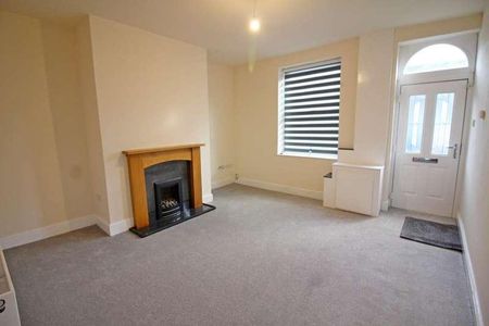 Chesham Road, BL9 - Photo 3