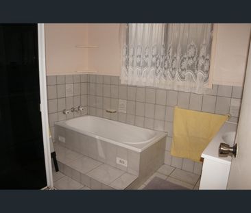 6A Kingsford Street, Blacktown, NSW 2148 - Photo 5