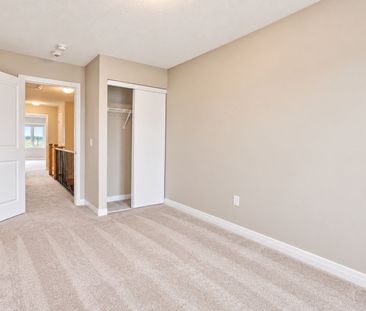 For Lease - 7 Crossmore Crescent, Cambridge, Ontario - Photo 6