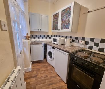 Studio Flat, Hamilton Road, HA1 - Photo 3