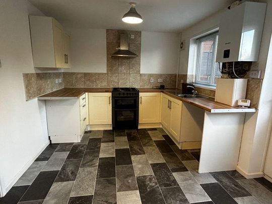 2 bedroom semi-detached house to rent - Photo 1