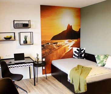 Möbliertes Komfort L-Apartment mit Balkon - Nur für 1 Person! - Photo 1