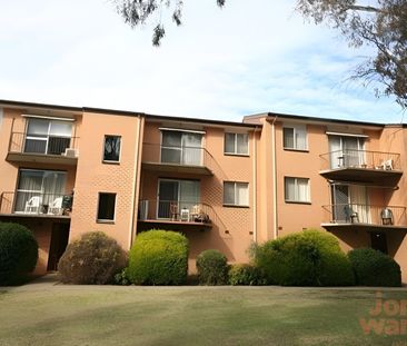 16/17 Mowatt Street, Queanbeyan NSW 2620 - Apartment For Rent | Domain - Photo 4