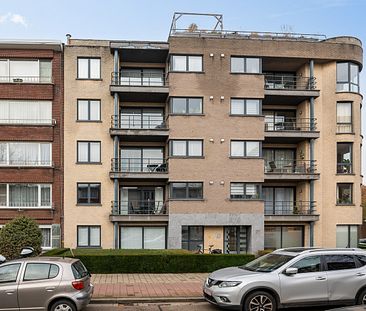 Instapklaar appartement met 2 slaapkamers en terras te Deurne op toplocatie! - Foto 5