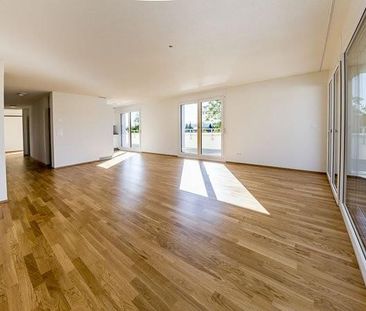 3.5-Zimmer-Attika-Wohnung mit Sommeraktion - Photo 1