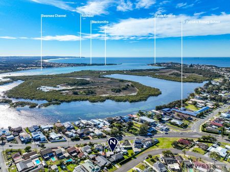 22 Braemar Road, Caves Beach NSW 2281 - House For Rent | Domain - Photo 3