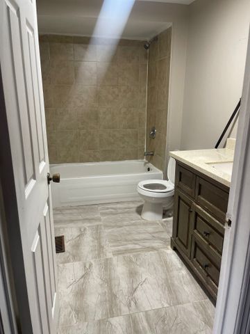 For Lease - 1528 Beechlawn Drive, Pickering, Ontario - Photo 2