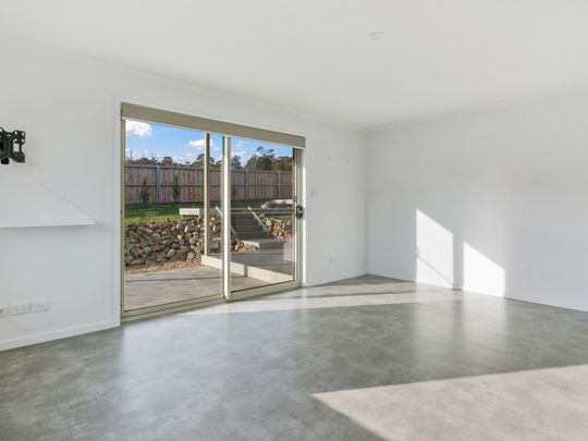 14 Brogo Way Clarendon Vale TAS 7019 Australia - Photo 1