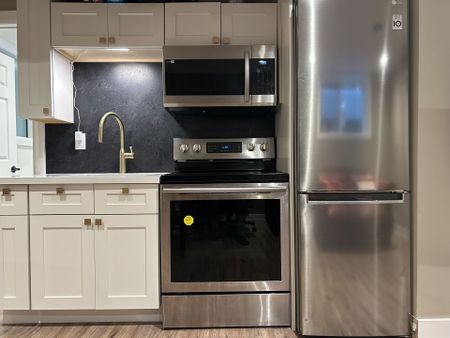 For Lease - 116 Newton Dr Drive Unit# Basement, Toronto, Ontario - Photo 2