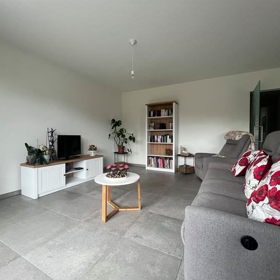 Appartement te huur - Photo 1