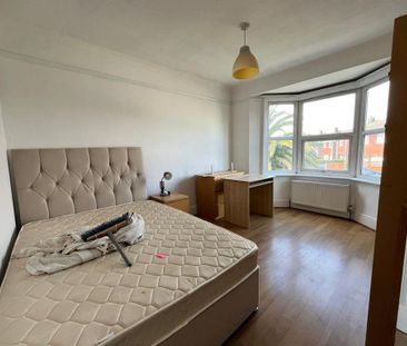 Studio to rent - Photo 6