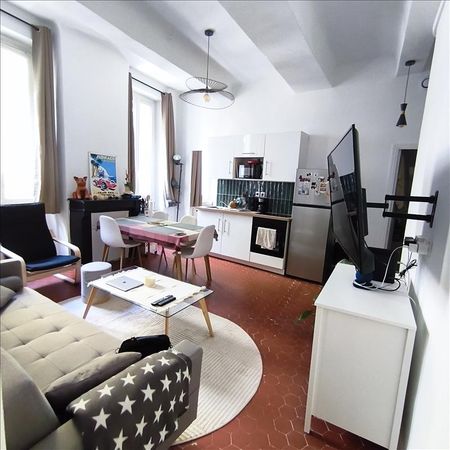 3 pièces - Meublé - 53 m² - 1er étage - Colocation non autorisée - Photo 2