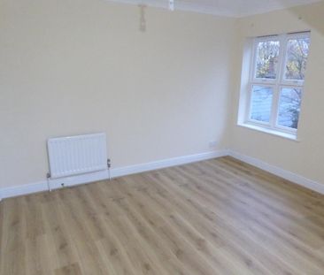 2 bedroom penthouse to rent - Photo 1