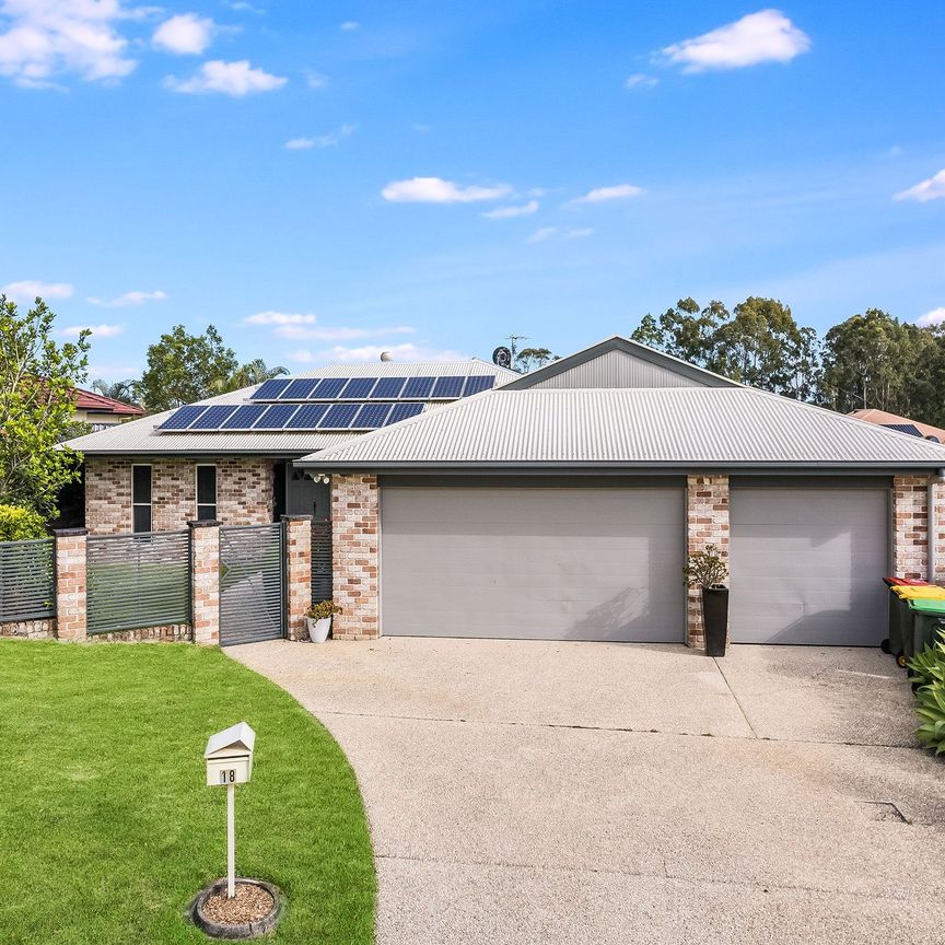 Beautiful Brick Home in Buderim with Pool&excl; - Photo 1