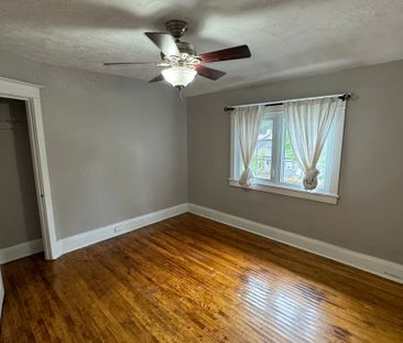 For Lease - 211 Golfview Avenue Unit# Main&Up, Toronto, Ontario - Photo 3