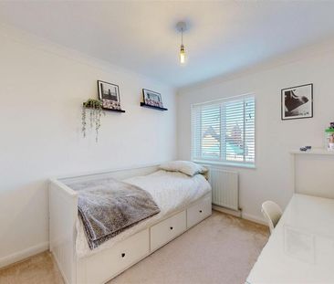 3 bedroom detached house to rent - Photo 3