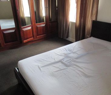 4 bedroom house to rent - Photo 2