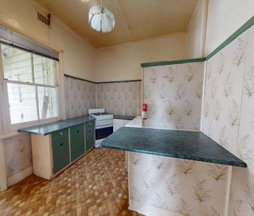 4/142 Young Street, Carrington NSW 2294 - Photo 4