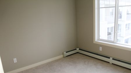 1 Bed + Den Condo For Rent In Auburn Bay W/ Undgr. Parking/ In Suite Laundry! - Photo 3