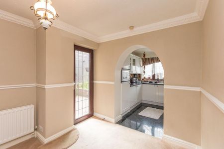 3 bedroom detached house to rent - Photo 2