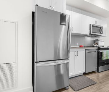 For Lease - 681 Yonge Street Unit# 615, Barrie, Ontario - Photo 2