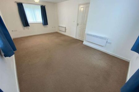 2 bedroom ground floor flat to rent - Photo 4