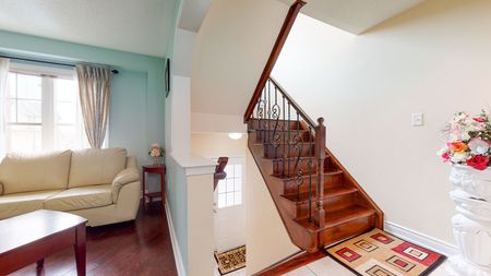 For Lease - 32 Red Fox Place, Toronto, Ontario - Photo 2