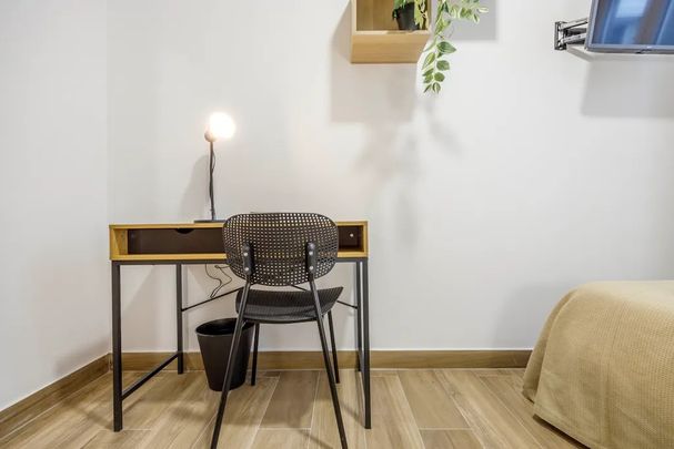 Avenida del Marqués de Sotelo, Valencia, Valencian Community 46002 - Photo 1