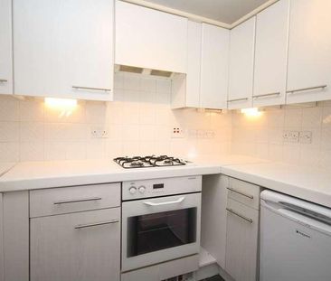Hedingham Mews Maidenhead Berkshire, SL6 - Photo 4