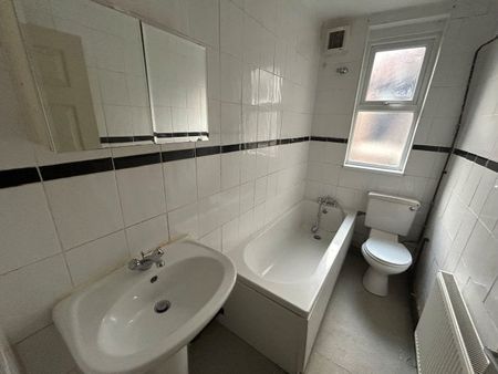 Albert Road, L13 8DZ - Photo 4