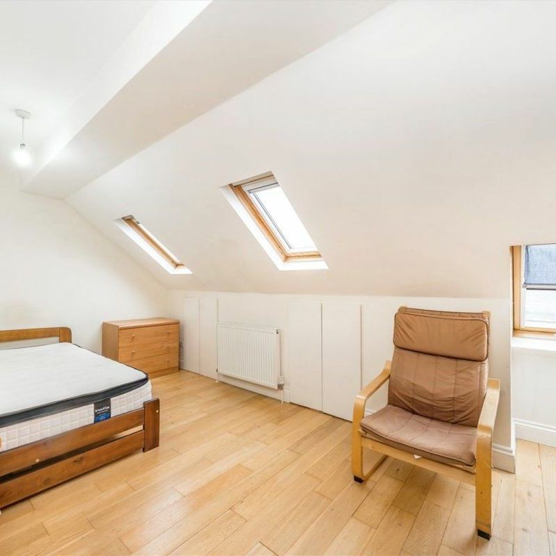 Eynham Road, Shepherds Bush, W12 - Photo 1