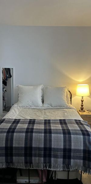 Beau 4 1/2 Lumineux à Louer - Photo 1