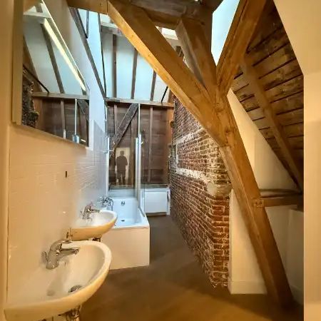 Uniek en charmant appartement in hartje Gent – vlakbij het Gravensteen - Photo 1