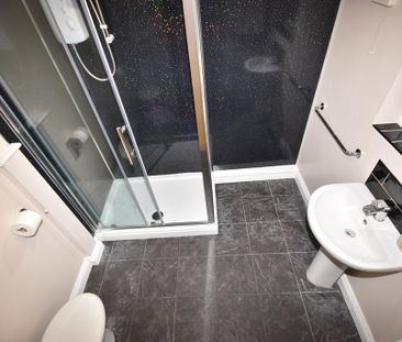 2 bedroom terraced house to rent - Photo 5