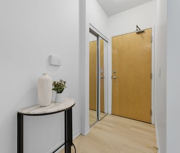 For Lease - 220 Burnhamthorpe Road Unit# 2702, Mississauga, Ontario - Photo 1