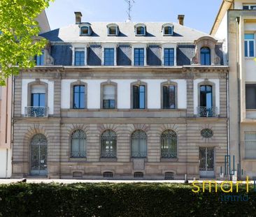 Appartement T5 - Dernier étage - Vue Champ de Mars - Photo 3