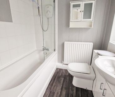 3 bedroom House To Let - Photo 6