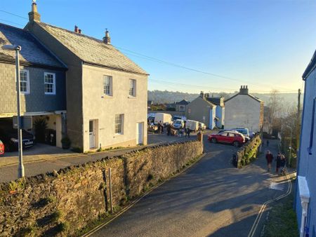 18 South Street, Totnes - Photo 2