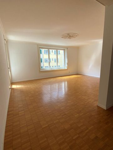 2.5 Zimmer, 60 m², 2. Stock - Photo 2