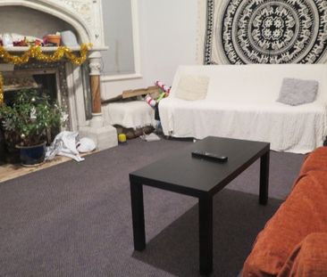 Regents Park Avenue, Hyde Park, Leeds, LS6 2AU - Photo 6