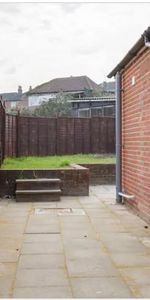 Room in a Shared House, Blackberry Terrace, SO14 - Photo 4