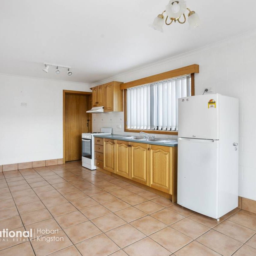 1-Bedroom Unit in Great Location - Photo 1