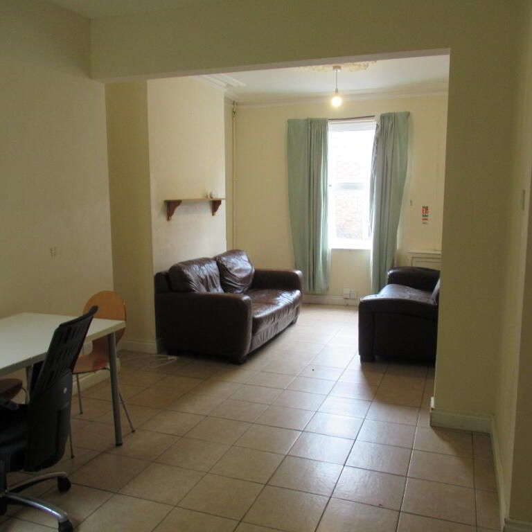 7 Harrow Street, Belfast, BT7 1QG - Photo 1